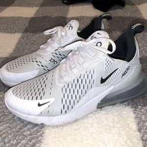 NIKE Air Max 270 Women’s 8